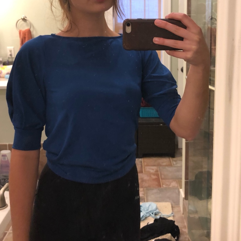 H&M royal blue top